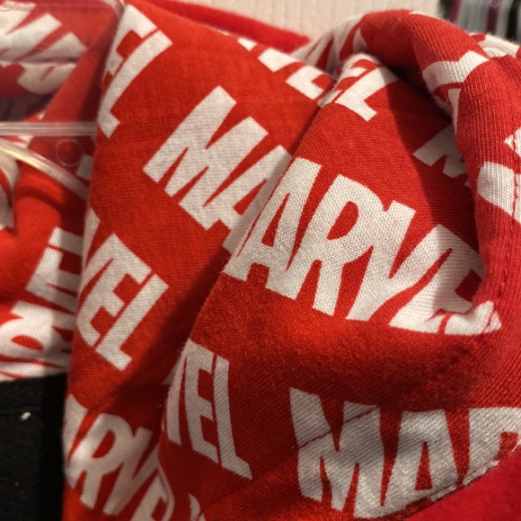 Marvel Comics Hoodie - Picture 3 of 5